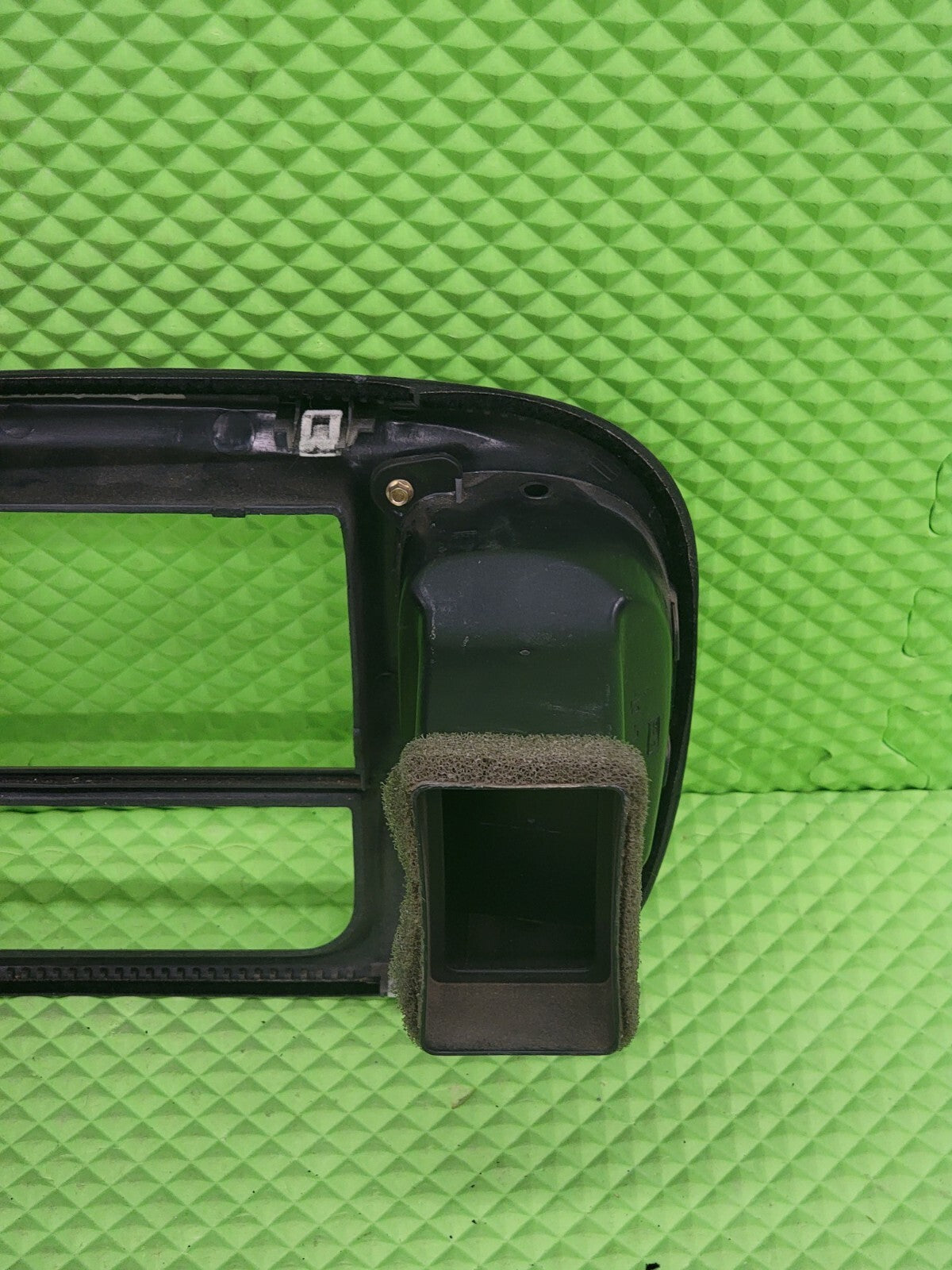 97-03 Ford F150 Center Dash Radio Climate BEZEL Trim Panel🔴AIRBG Line Lt Tan B1