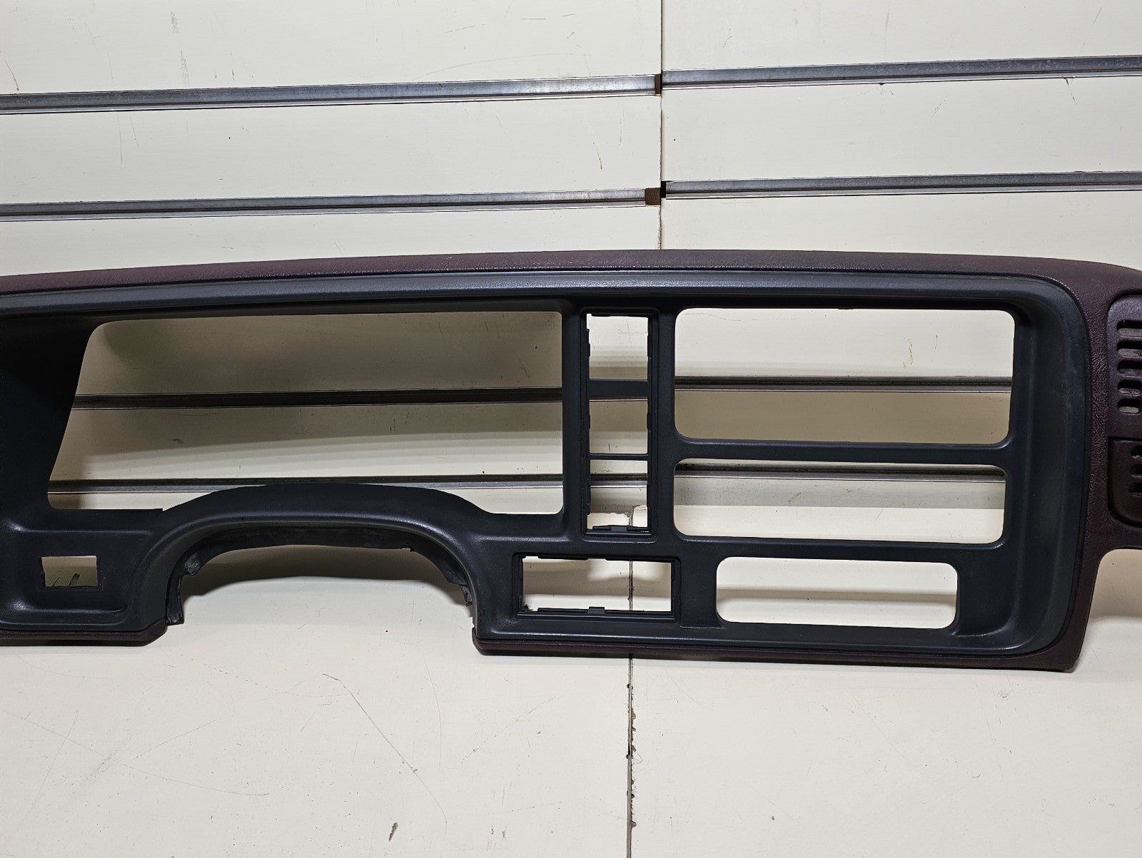 95-99 CHEVY GMC TRUCK SILVERADO CK Cluster Gauge Speedo Dash Bezel Red C3