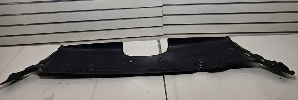 🔥00-05 CADILLAC DEVILLE RADIATOR SUPPORT COVER OEM