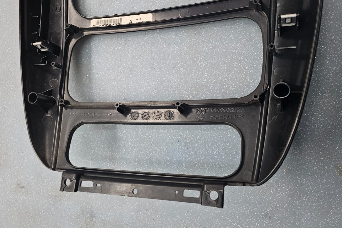 🔥01-07 Dodge Caravan Town & Country Voyager dash radio climate TRIM bezel BLACK