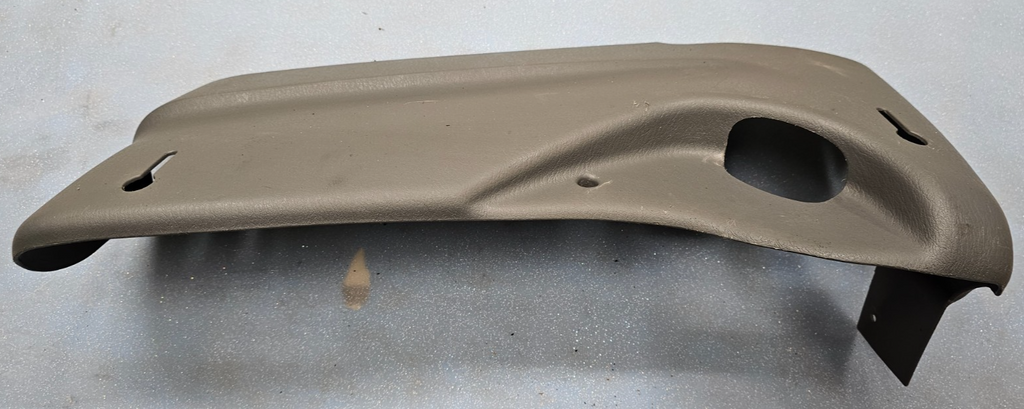 🔥04-07 Grand Caravan Town Country Left Driver Seat Outer Trim Panel Gray