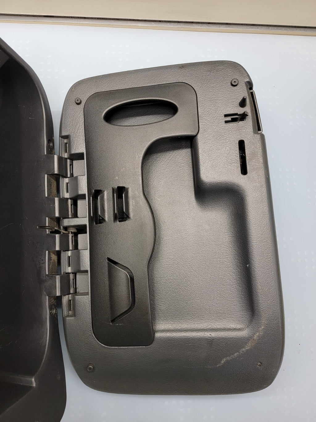 🔥99-02 Chevy Silverado Sierra Center Console Armrest Lid Storage Cover GRAPHITE