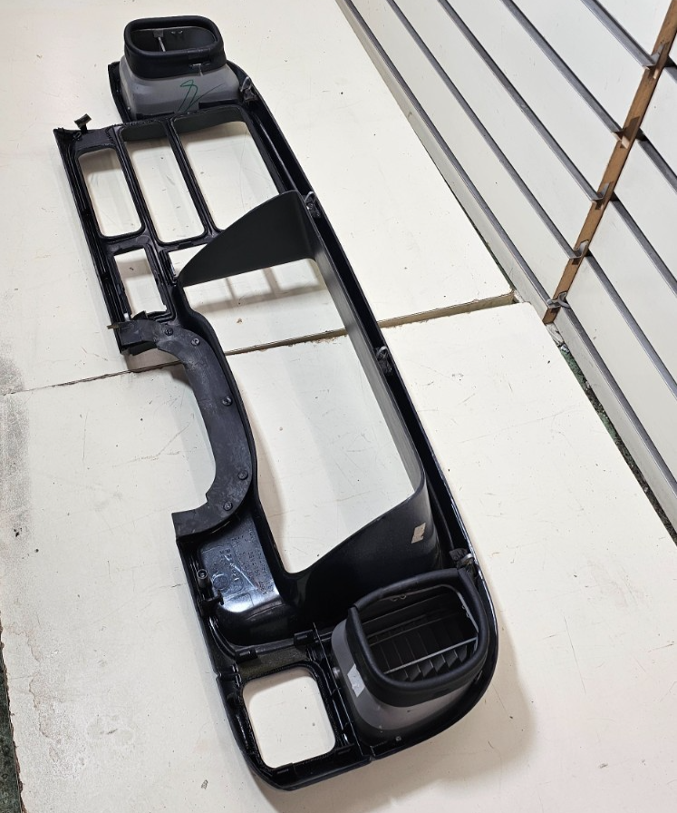 95-99 CHEVY GMC TRUCK CK Dash Instrument Cluster Speedometer Bezel Gray/Black C3