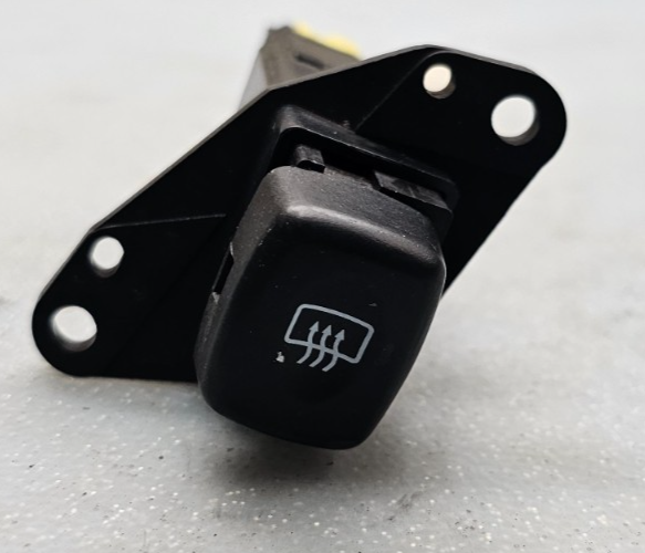 🔥99-02 Ford Expedition Navigator Rear Defroster Control Switch Assembly Black