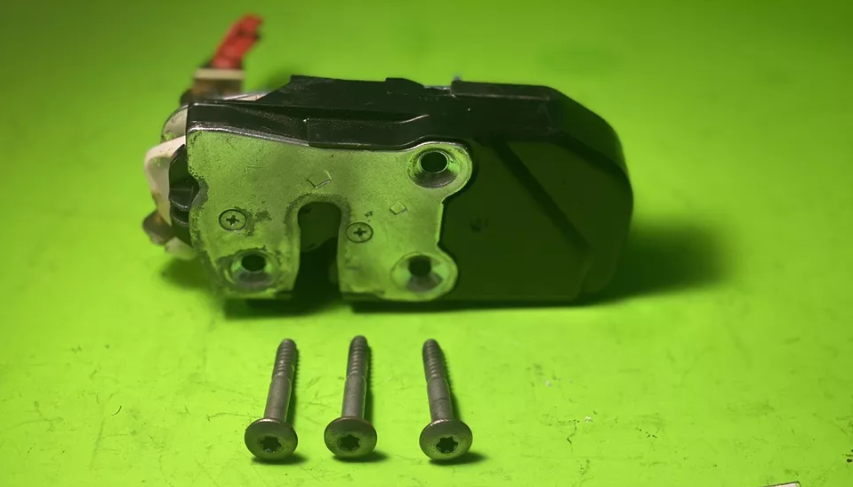 🔥03-07 Jeep Liberty Trunk Latch Tailgate Lock Latch Actuator OEM