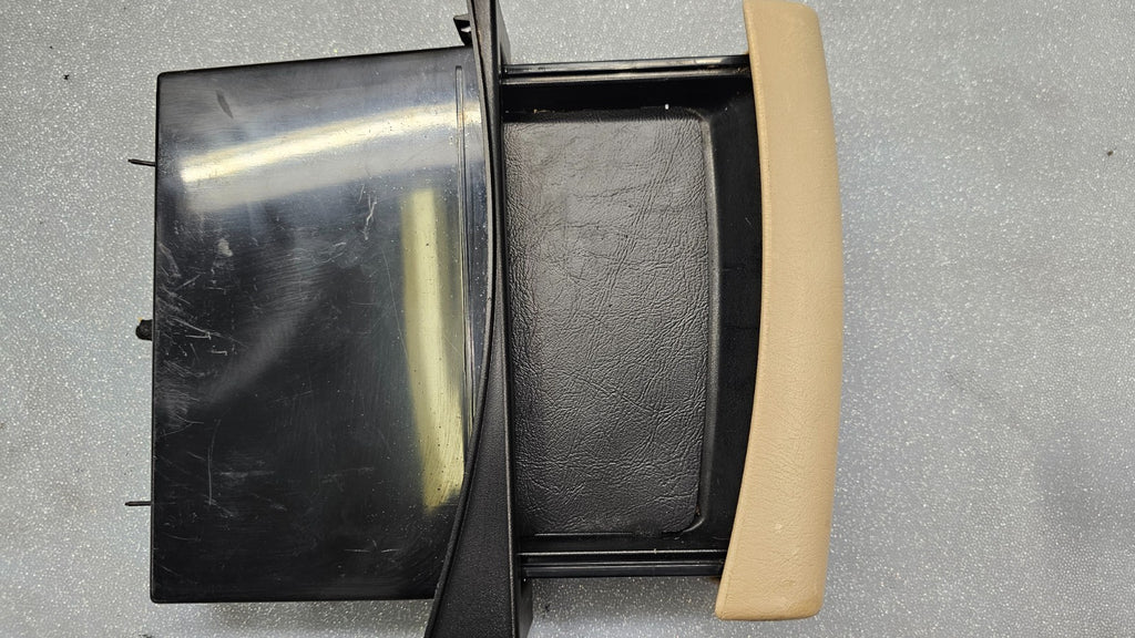🔥00-05 BUICK LESABRE Front Dash Storage Cubby Assembly