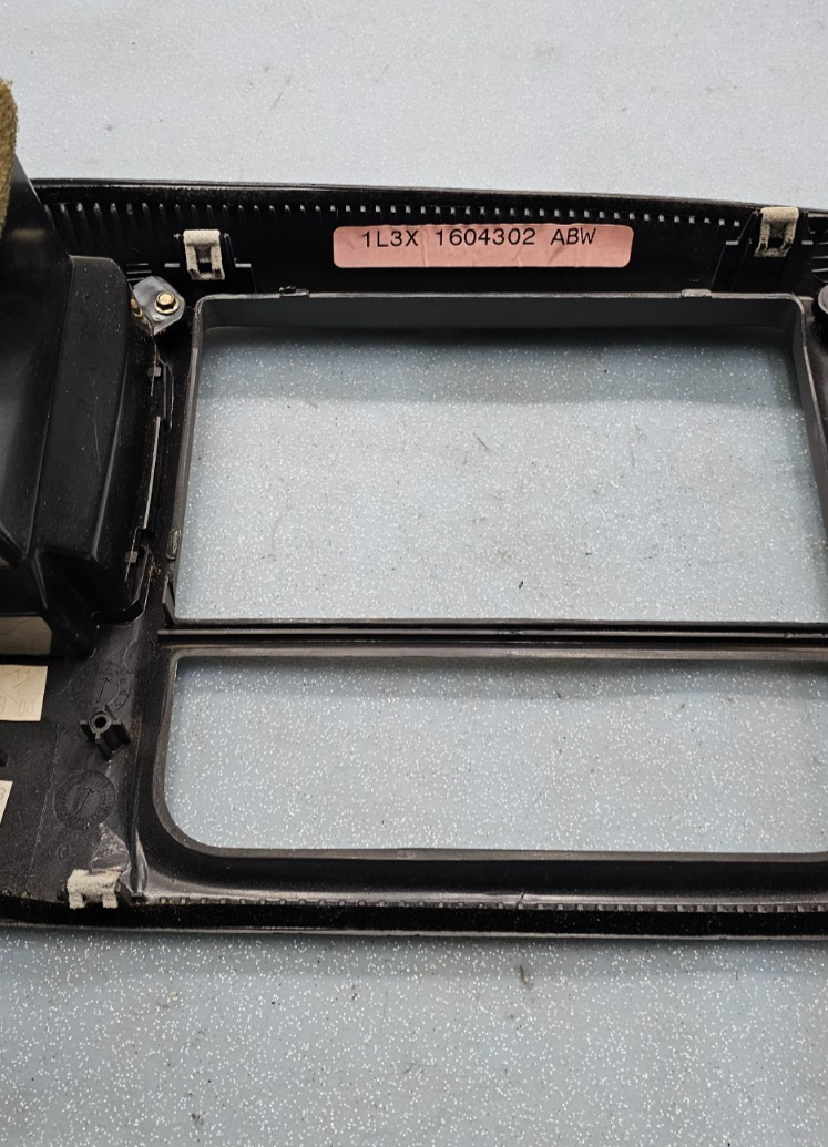 🔥97-03 Ford F150 F-150 Dash Radio Stereo Climate BEZEL Trim Panel Line GRAY B1