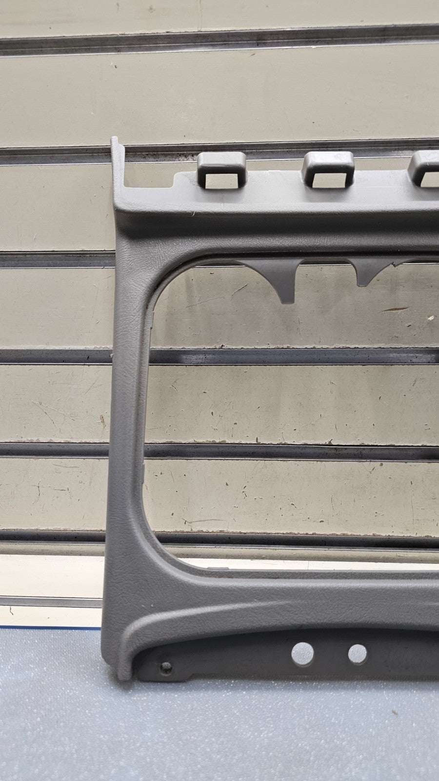 🔥03-06 CHEVY GMC SILVERADO SIERRA Console Cup Holder Bezel Med Neutral Gray