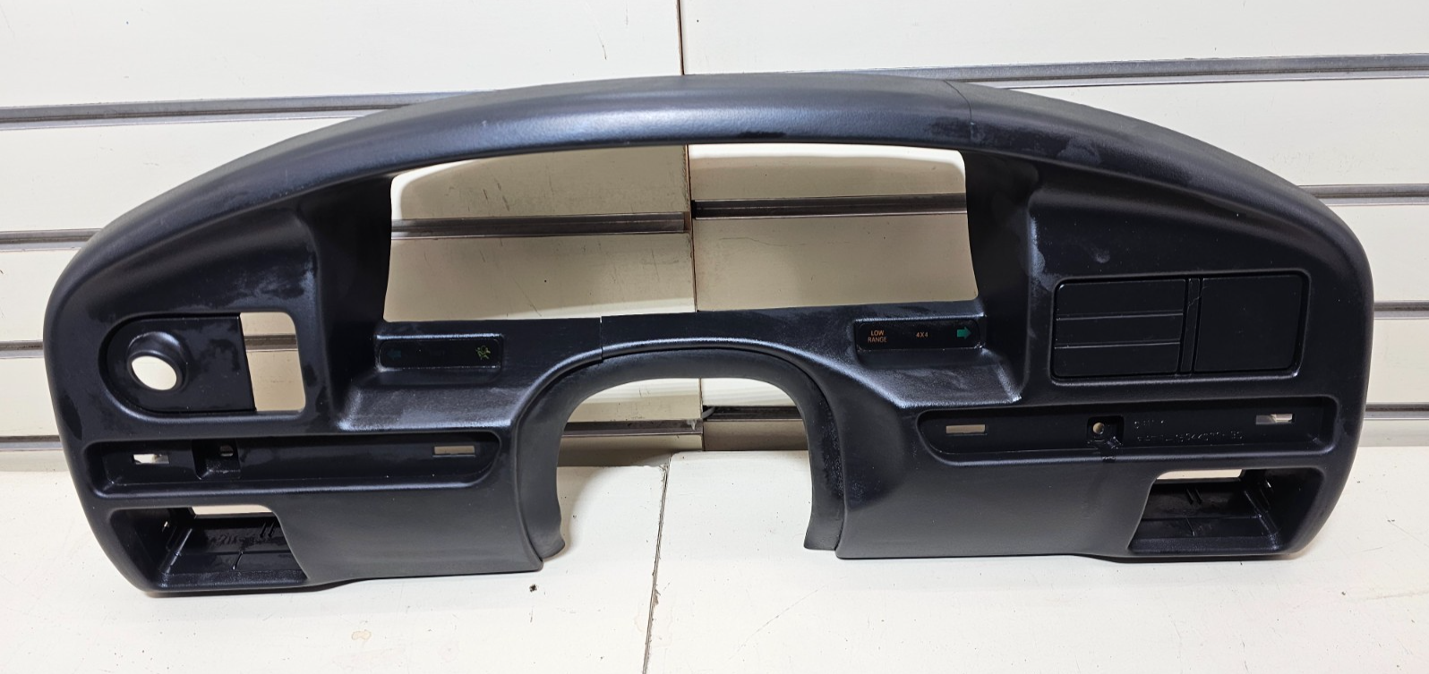 92-96 Ford F150 BRONCO Instrument Cluster Gauge Bezel Dash Trim Panel BLACK C12