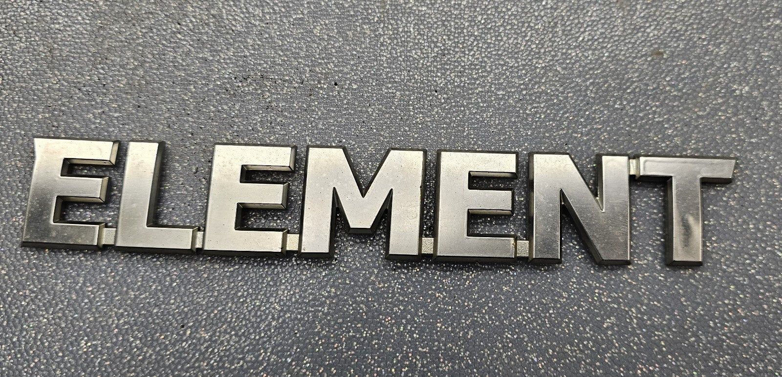 🔥2003-2008 Honda Element Rear Tailgate Emblem Logo NAMEPLATE Badge OEM