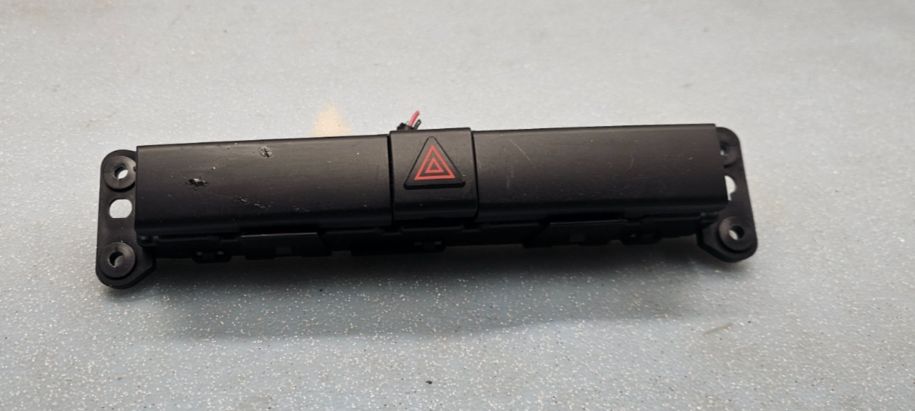🔥07-10 CHRYSLER SEBRING DODGE AVENGER Dash Emergency Hazard Light Switch OEM