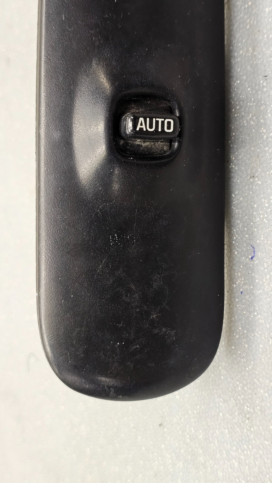 🔥00-05 Buick Lesabre Right Passenger Power Window Switch Trim Assembly Black