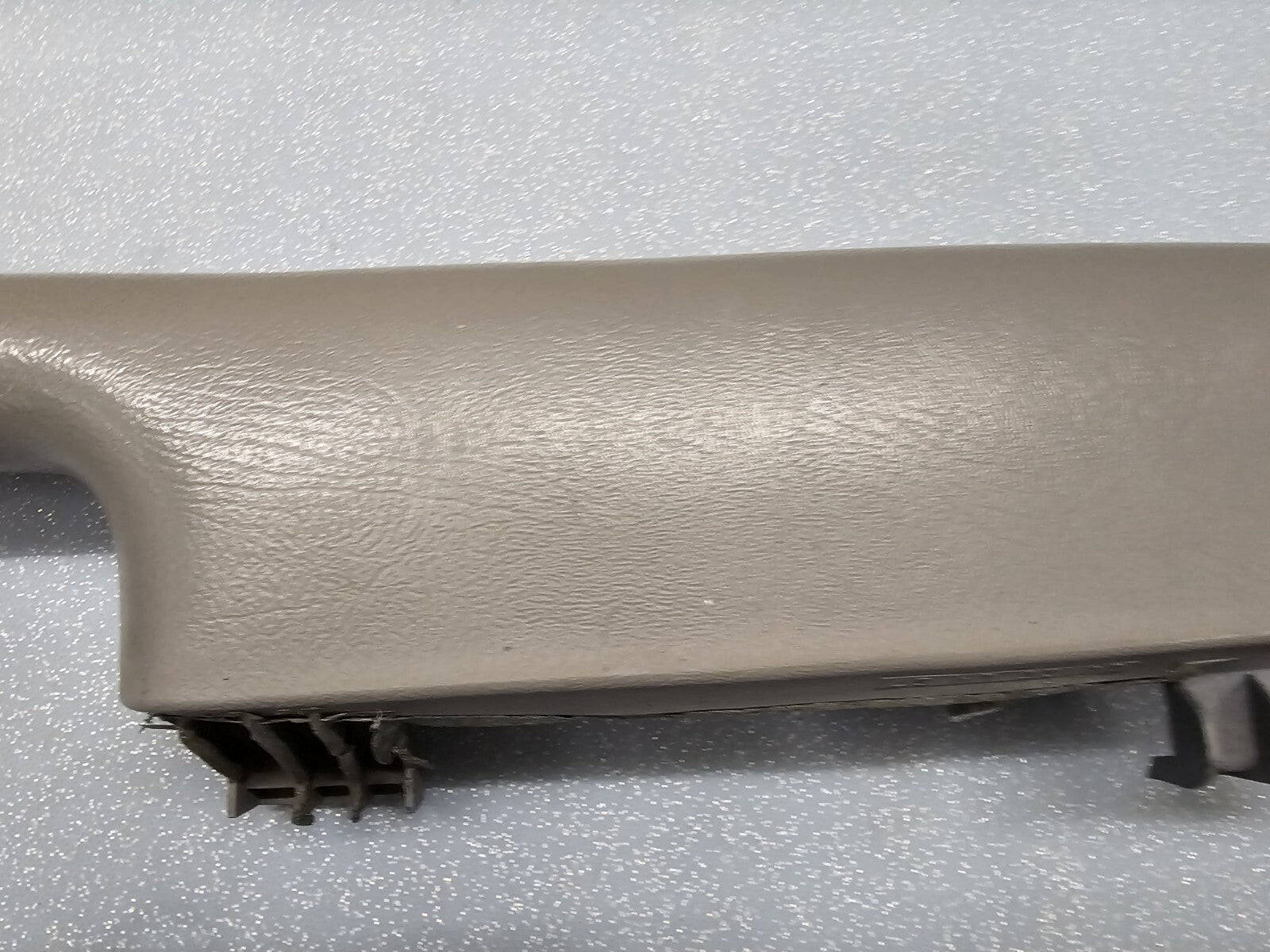🔥99-02 Silverado SIERRATAHOE Door Panel ARMREST Front LEFT Handle LIGHT GRAY H1