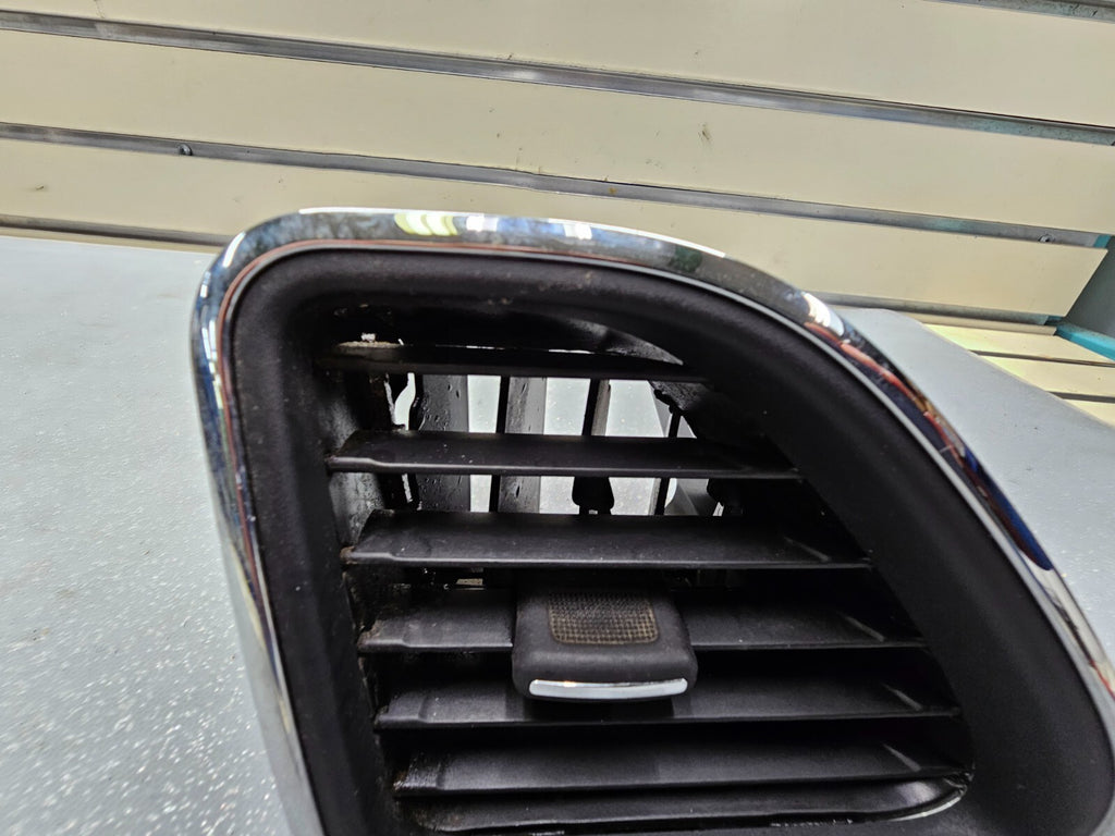 🔥11-14 CHRYSLER 200 DASH DRIVER HEATER AIR VENT GRILLE CONDITIONER BLACK/SILVER