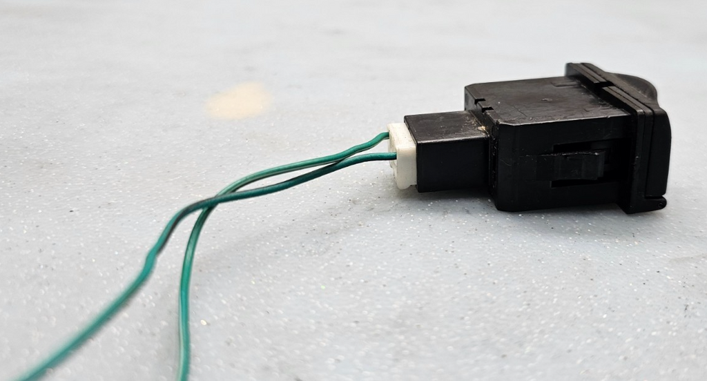 🔥2003-2008 Toyota Matrix Pontiac Vibe Dash Ac 115v 100w Power Outlet Plug OEM