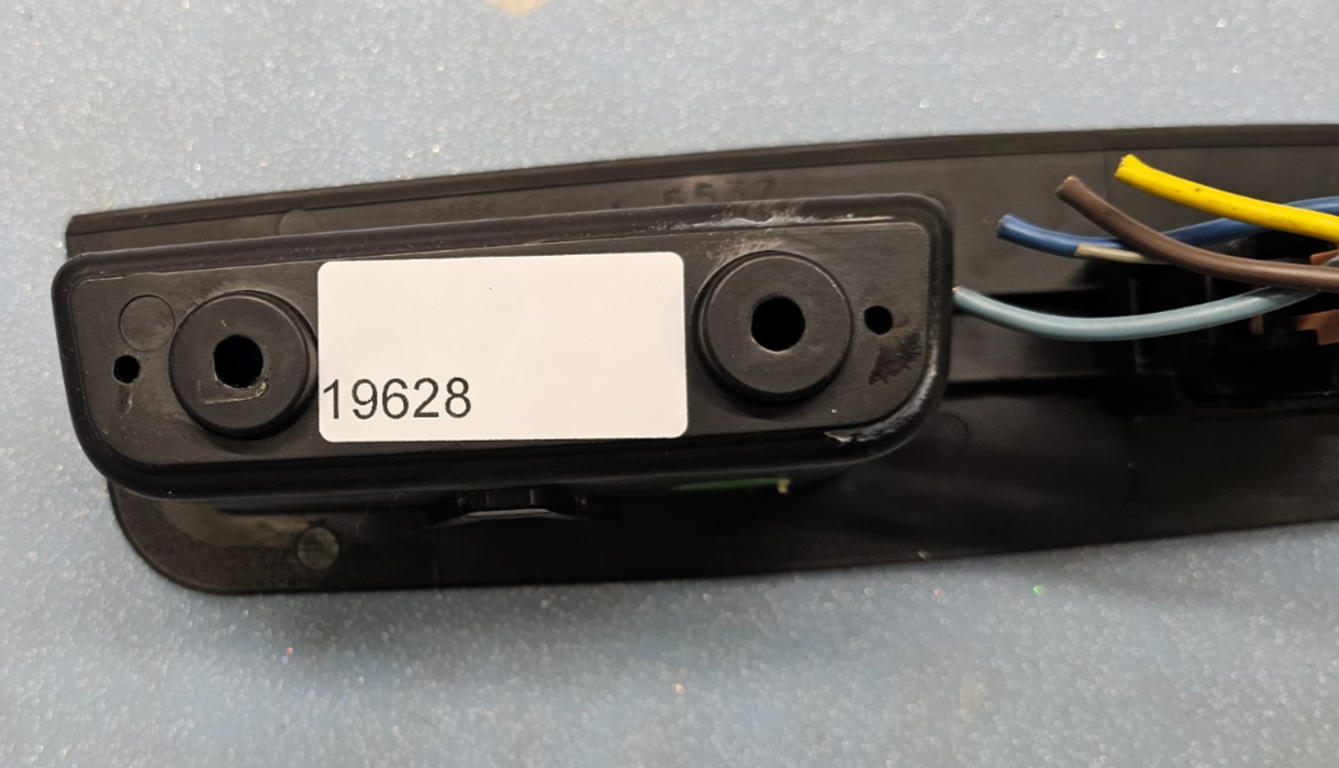 07-09 Aura Front Right Passenger Window Door Control Switch Lock Assembly Black