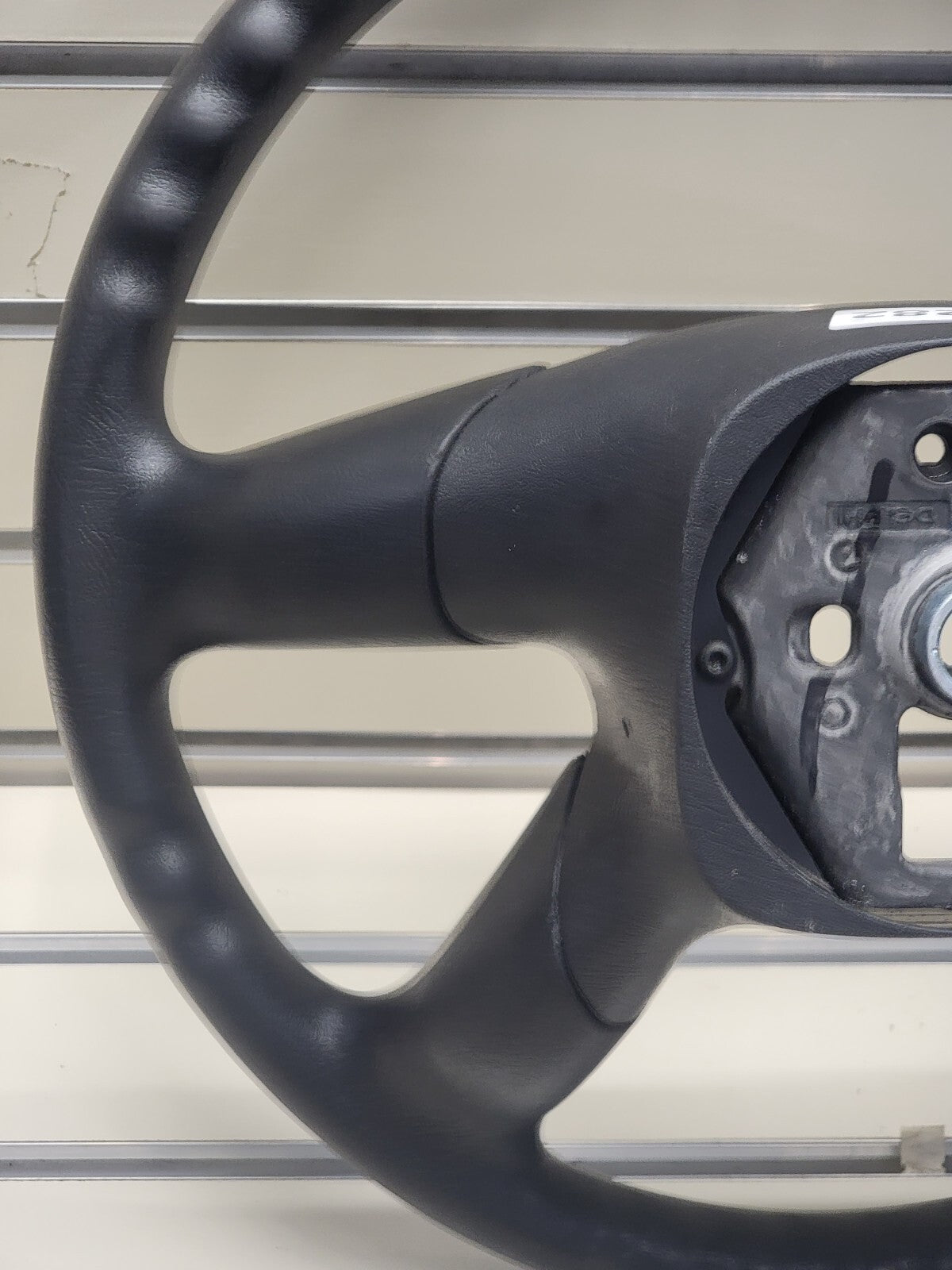 🔥03-06 SILVERADO SIERRA YUKON TAHOE SUBURBAN STEERING WHEEL LEATHER BLACK
