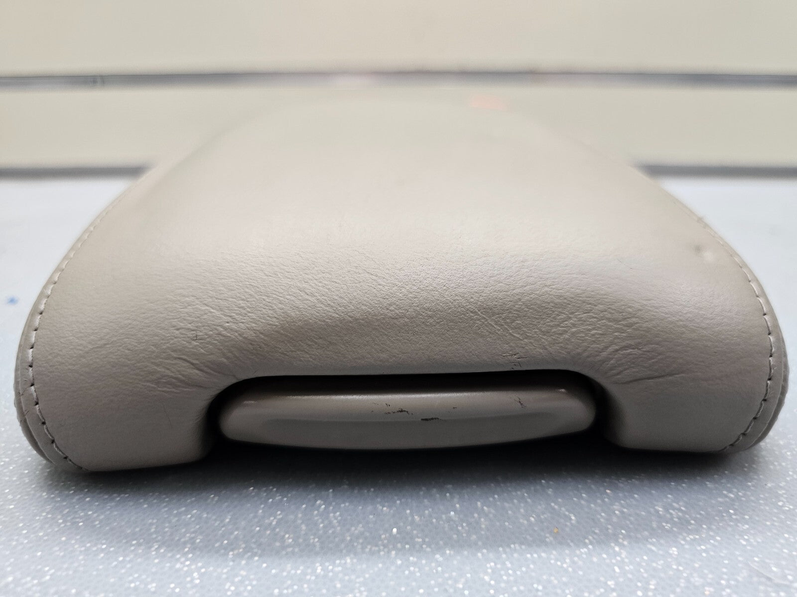 🔥02-06 CAMRY SOLARA LEXUS ES330 CENTER CONSOLE LID ARM REST COVER ASSEMBLY GRAY