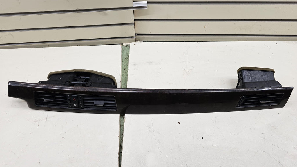 04-10 BMW 525i 528i Dash Center AC Air Vent Heater Grille Trim Panel Bezel Wood