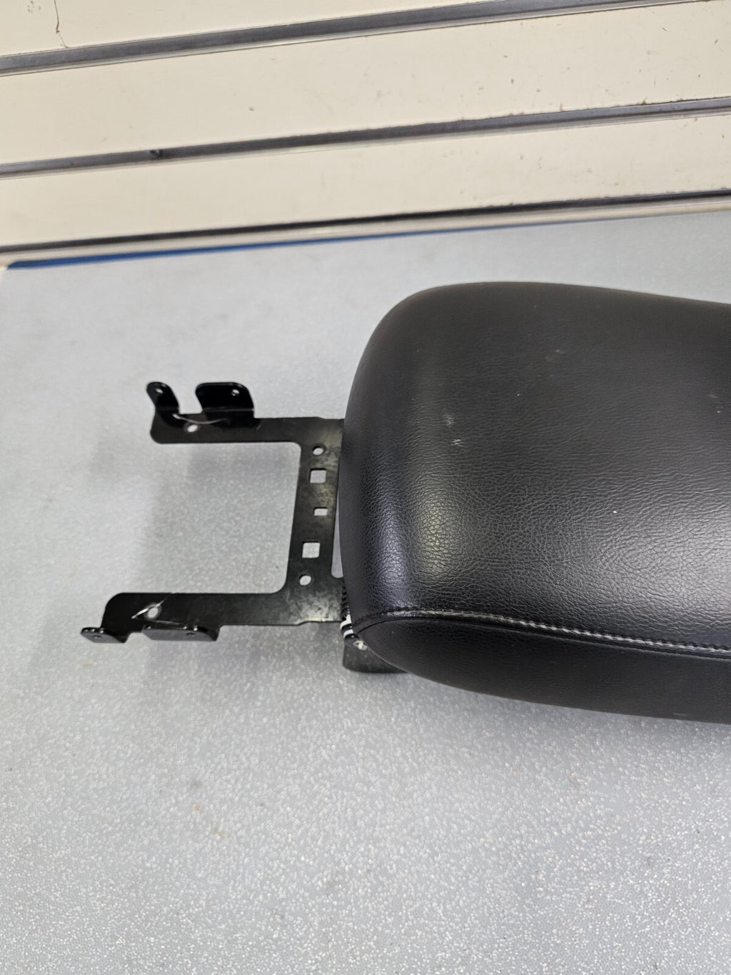🔥09-14 NISSAN MURANO CENTER FRONT CONSOLE ARM REST LID PAD COVER LEATHER OEM