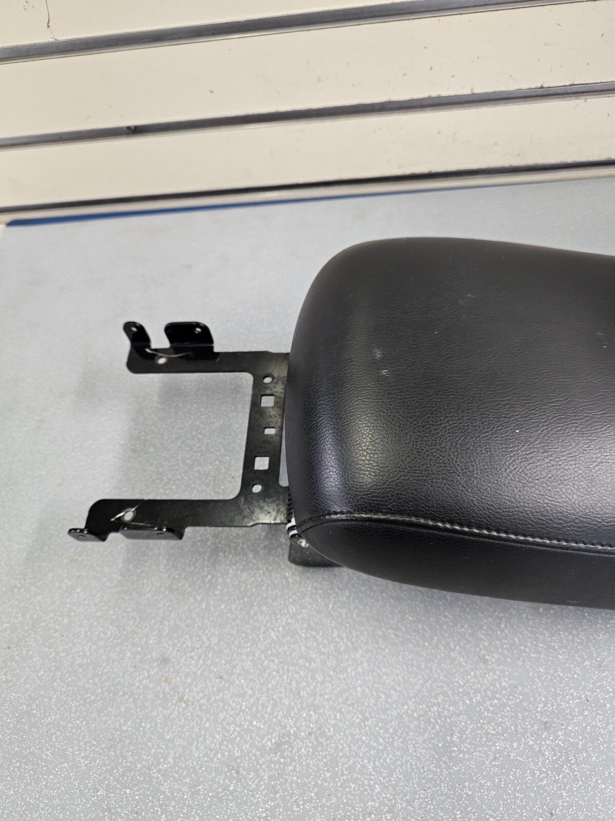 🔥09-14 NISSAN MURANO CENTER FRONT CONSOLE ARM REST LID PAD COVER LEATHER OEM
