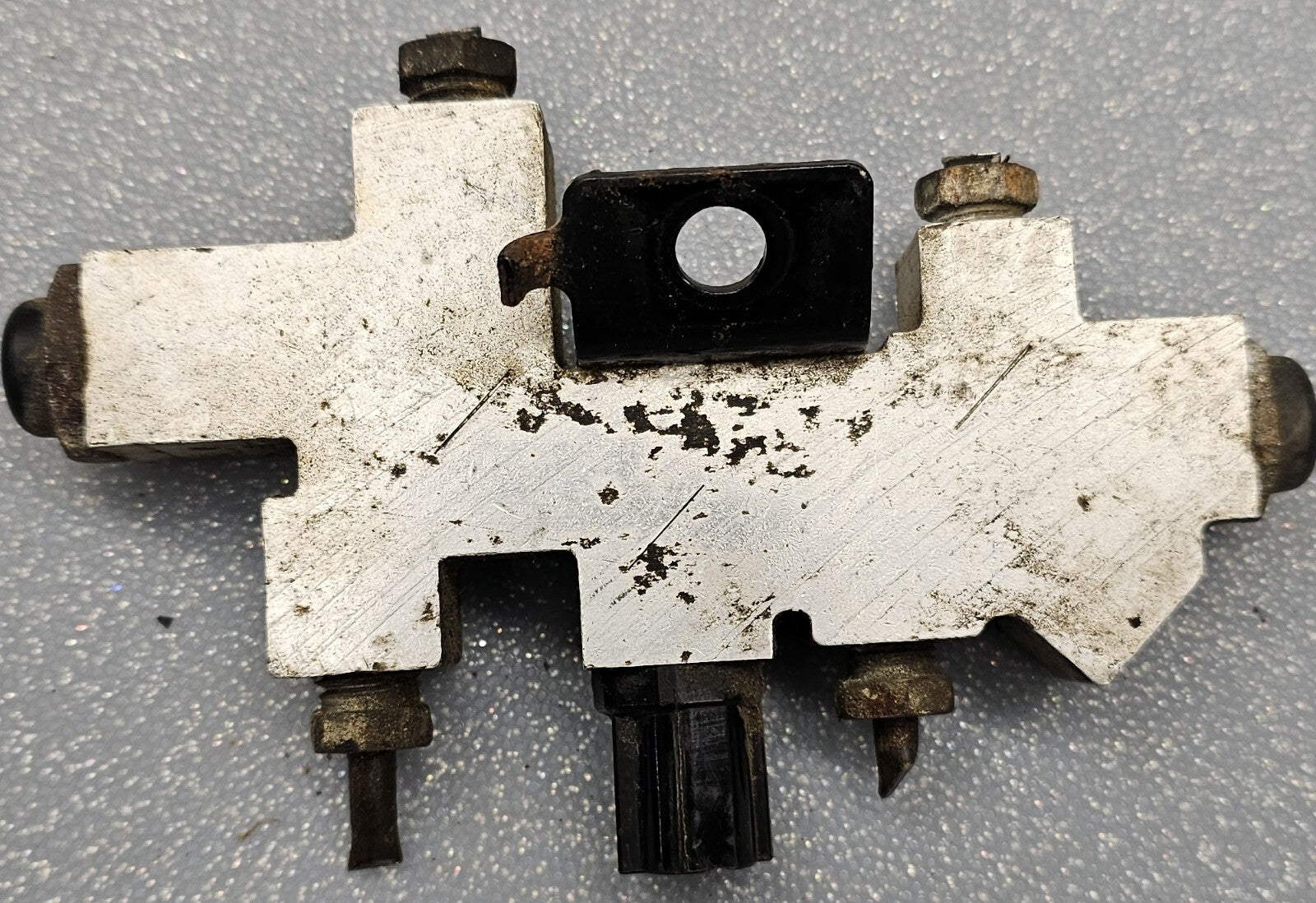 98 - 01 DODGE RAM 1500 2500 DAKOTA DURANGO ABS BRAKE PROPORTIONING VALVE OEM/DR