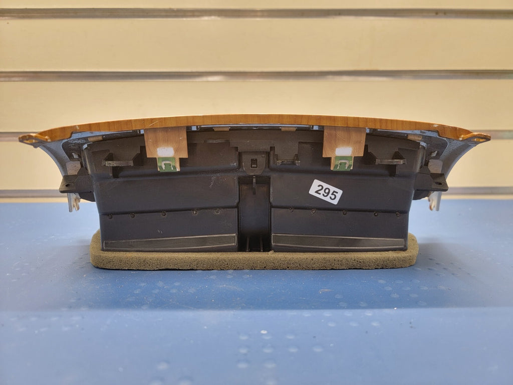 08-12 Chevy MALIBU Dash  AIR VENT Front Center Bezel Trim woodgrain VT46