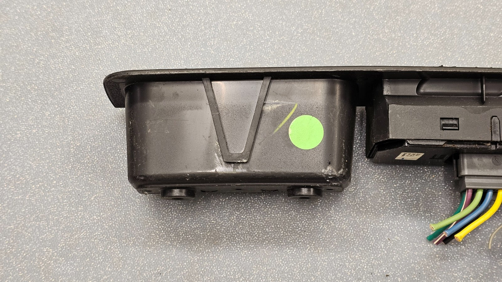 🔥07-09 Saturn Aura Left Driver Master Power Door Window Switch Assembly Black