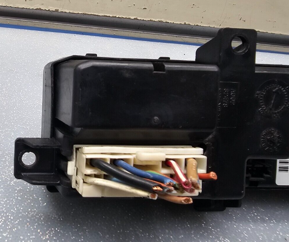 99-04 Jeep Grand Cherokee Driver Left Master Door Window Mirror Switch Assembly