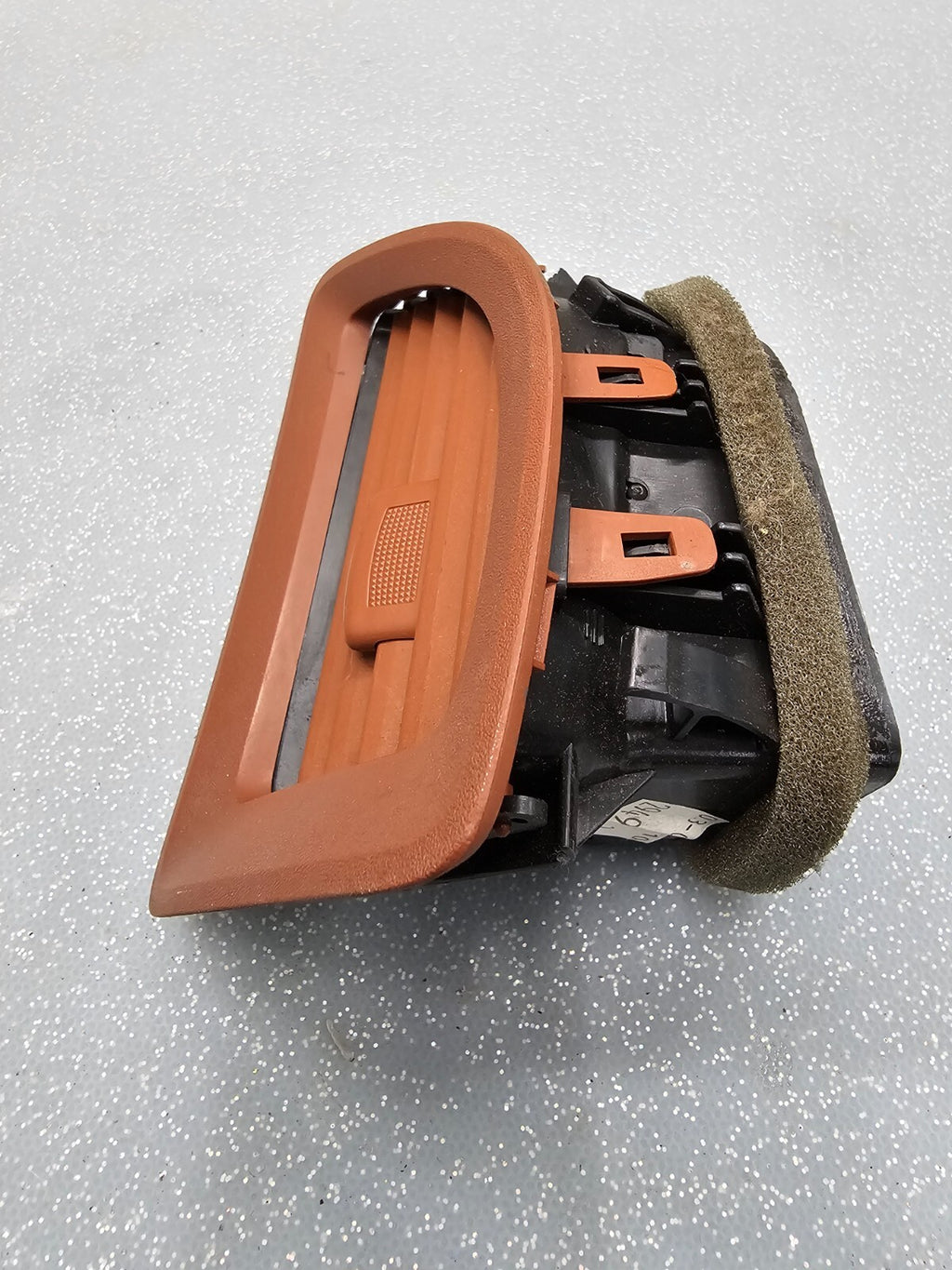08-12 Chevy MALIBU Dash A/C Heater AIR VENT Front RIGHT Passenger Orange VT46