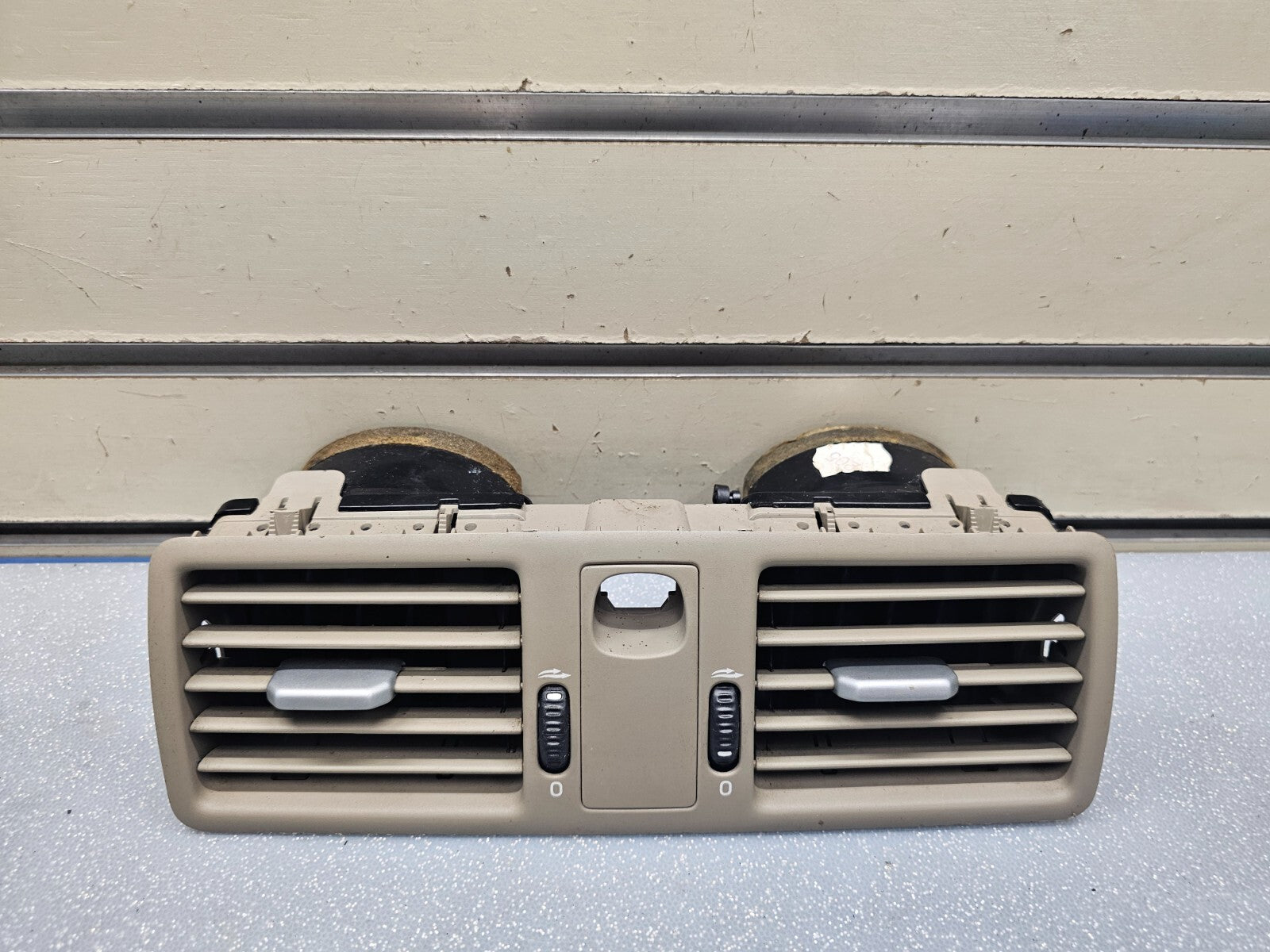 🔥03-14 Volvo XC90 Center Dash AC Heater Air Vents Conditioning Filter Bezel Tan