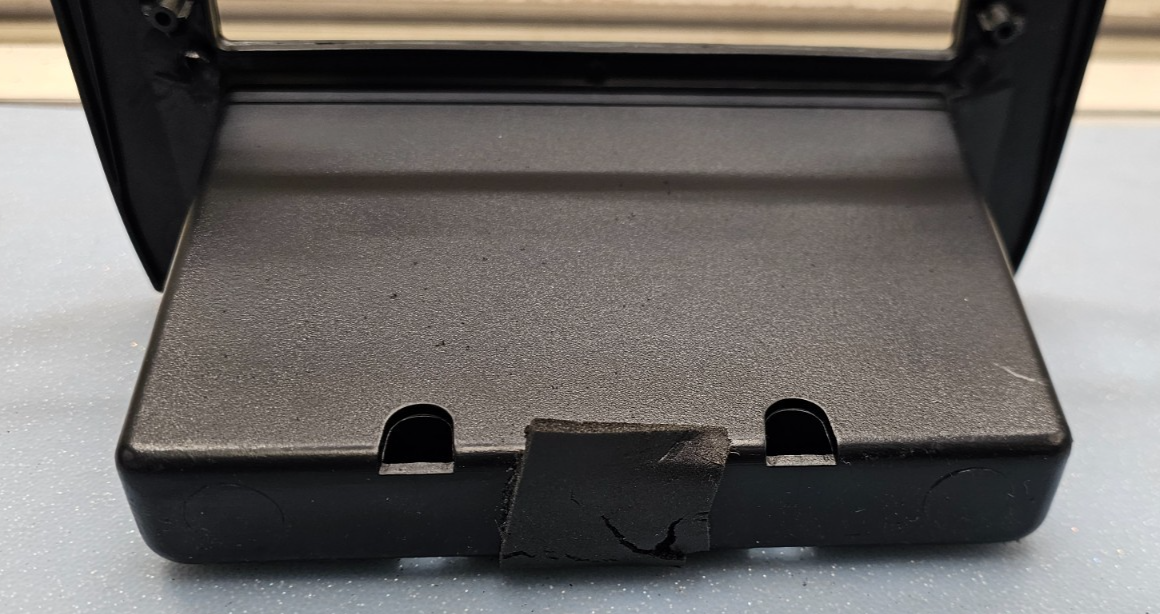 🔥05-07 CHRYSLER 300 CENTER DASH RADIO BEZEL CENTER TRIM PANEL SILVER OEM B16
