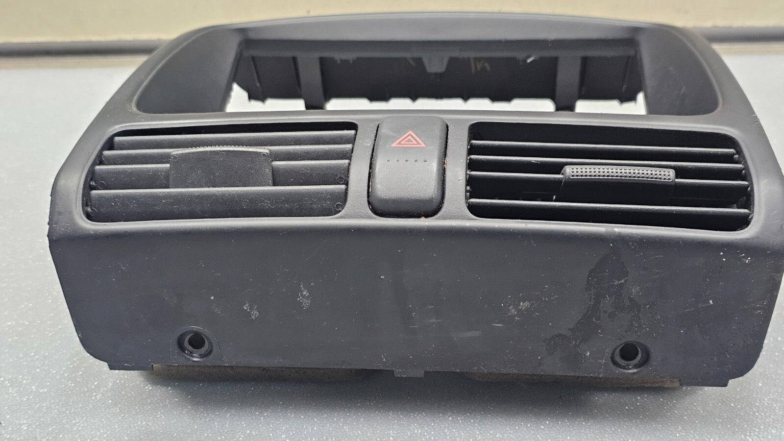 🔥02-06 Honda CR-V Center Panel Air Vent Grille Radio Bezel Black Assembly OEM