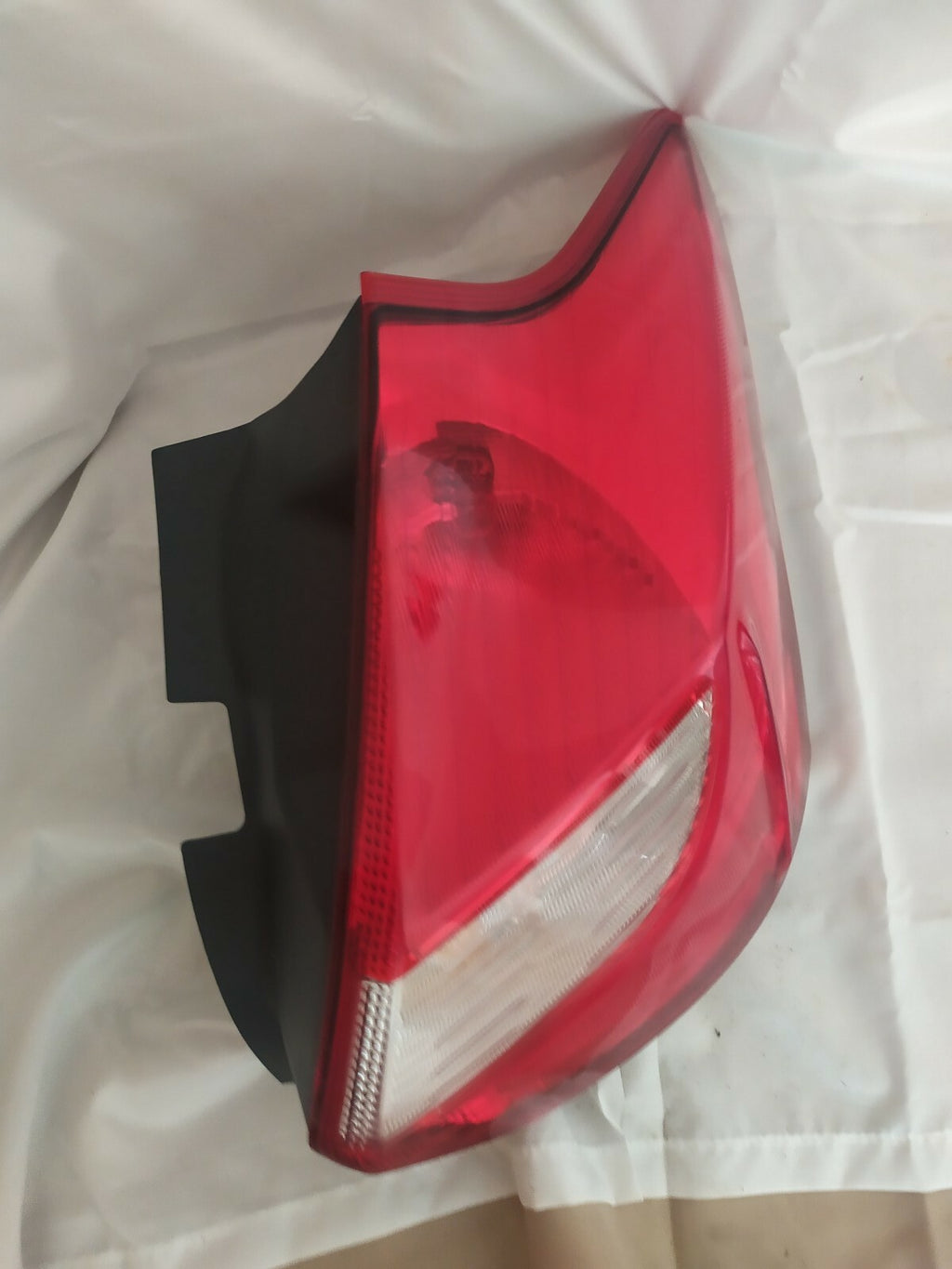 2012-2014 FORD FOCUS HATCHBACK TAILLIGHT RR PASSENGER RIGHT HALOGEN 12 13 14 OEM