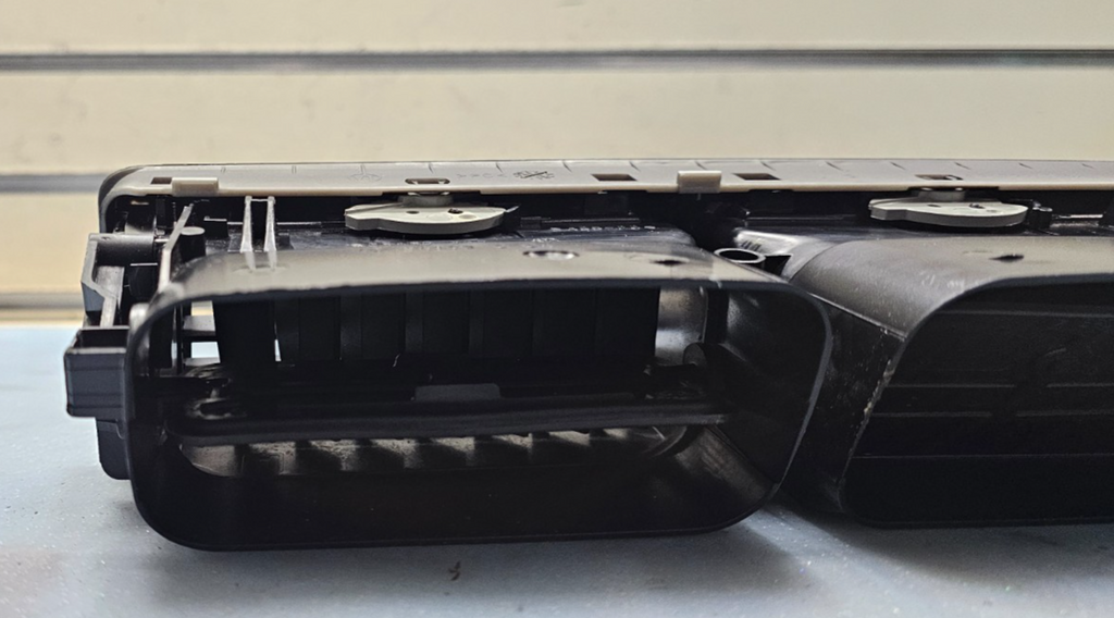 🔥01-05 VW PASSAT DASH CENTER MIDDLE Air AC A/C HVAC Vent Heater Black