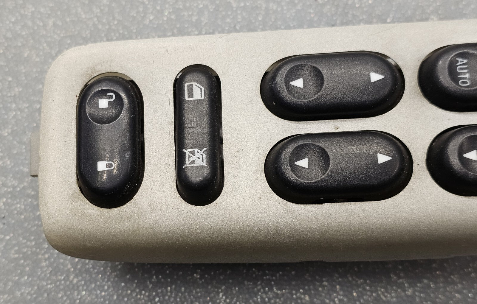 🔥01-07 Escape Mariner Tribute Front Left Driver Master Door Window Switch Tan