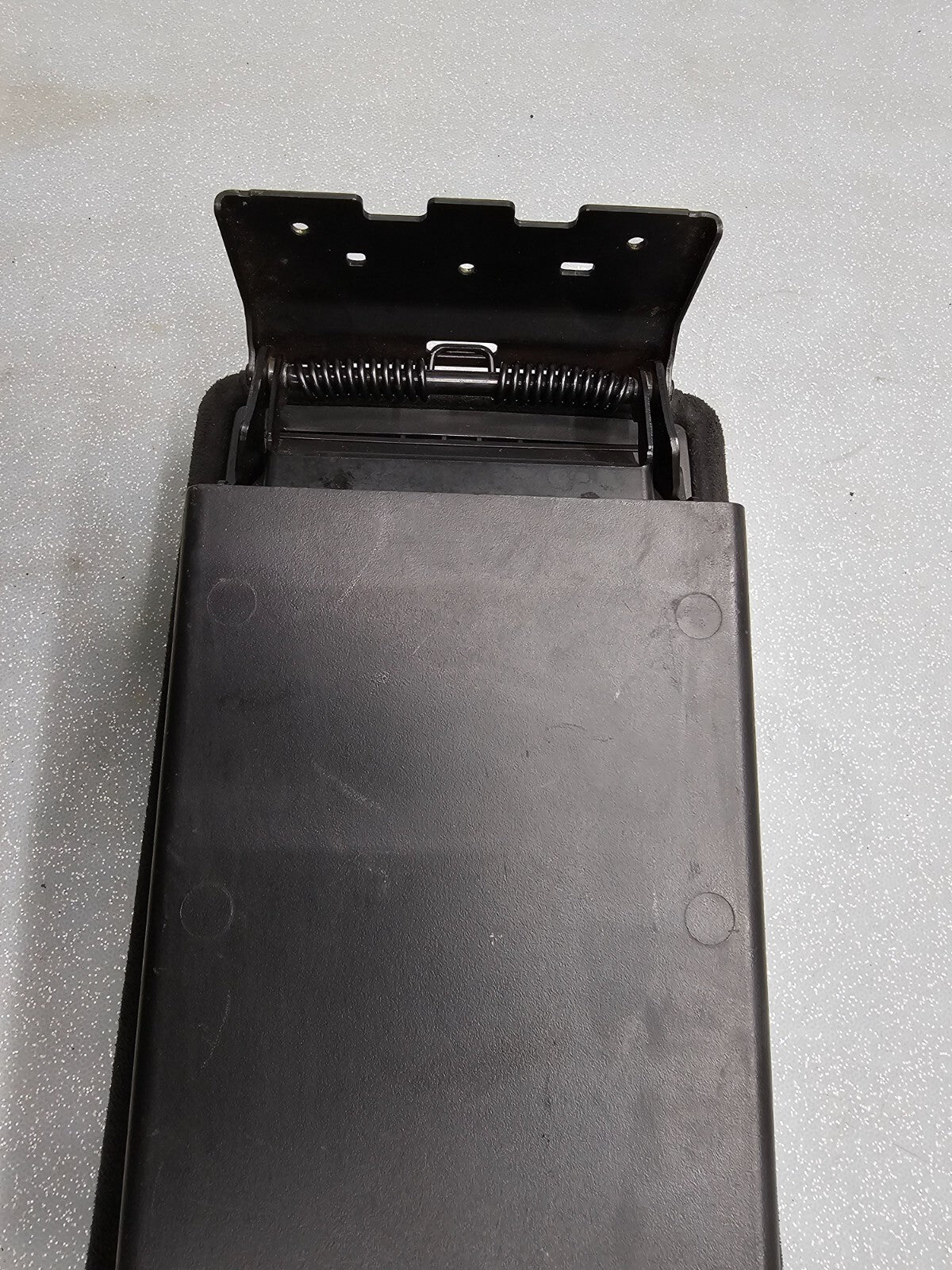 🔥07-12 Nissan Altima Center Console Lid Arm Rest Top Cloth Cover Assembly Black