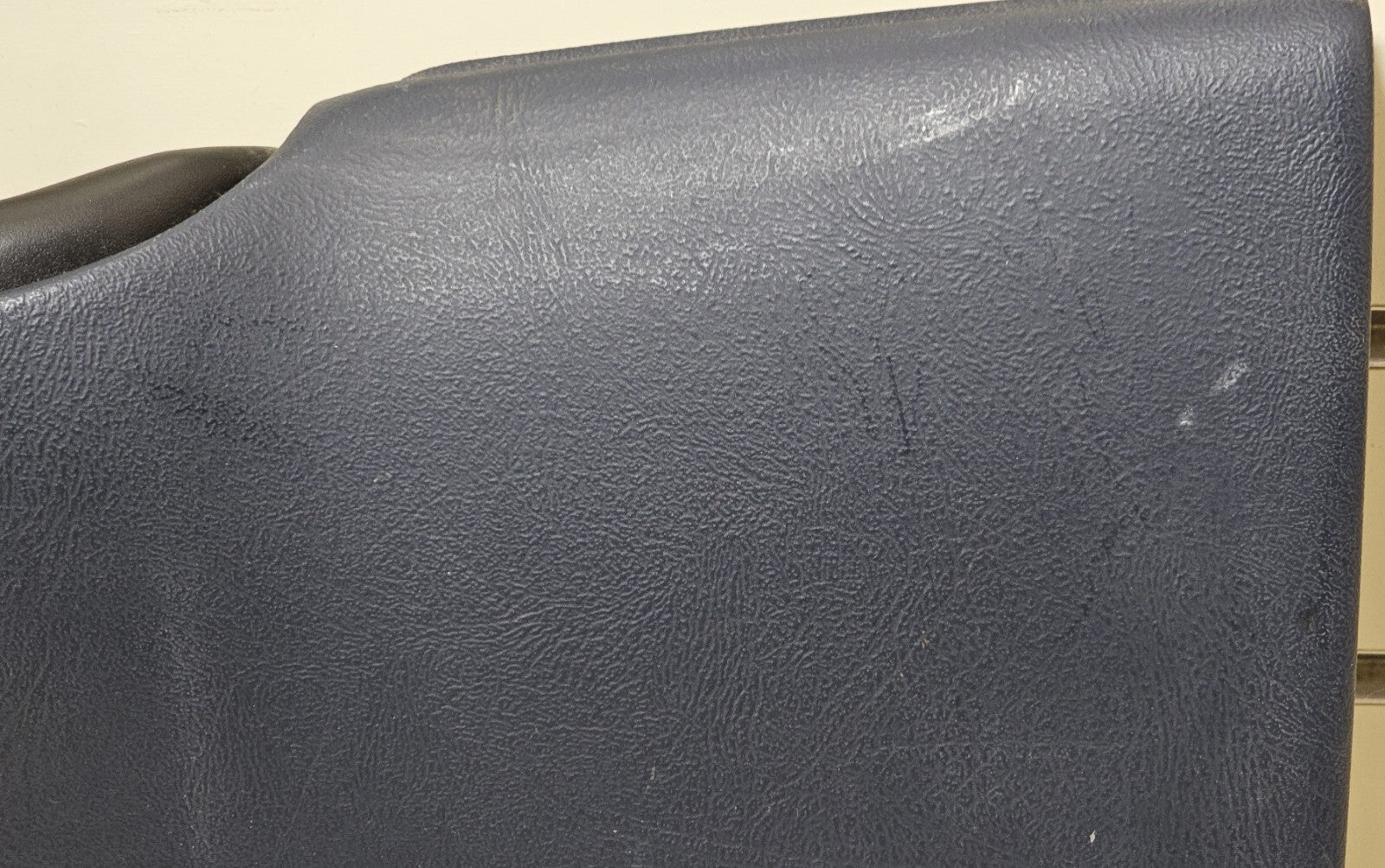 🔥99-06 Silverado Sierra Dash Front Left Knee Bolster Panel Lower Column Blue