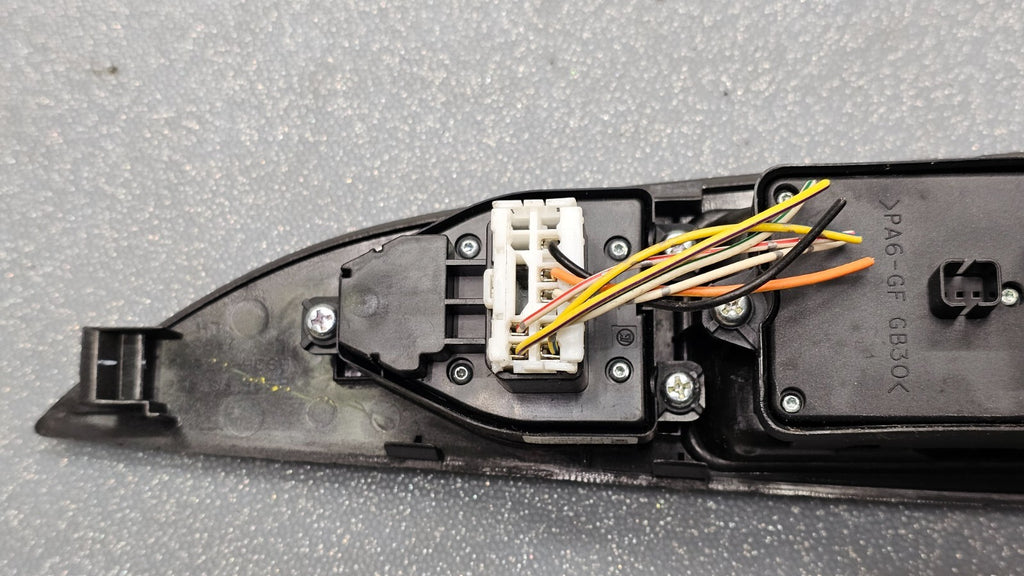 04-09 Mazda 3 Left Driver Master Door Power Window Control Switch Assembly Black
