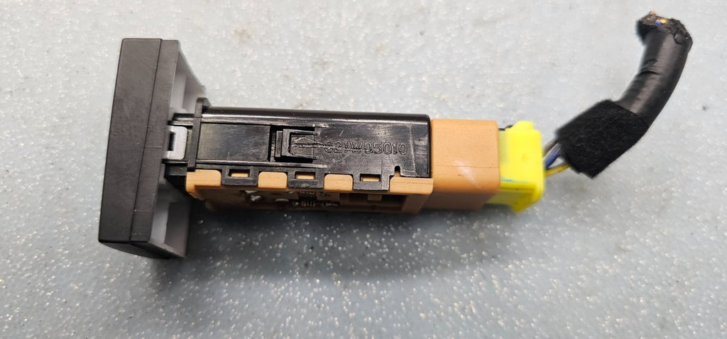 🔥09-12 HYUNDAI SANTA FE Rear Window Heating Heated Switch Button Assembly OEM