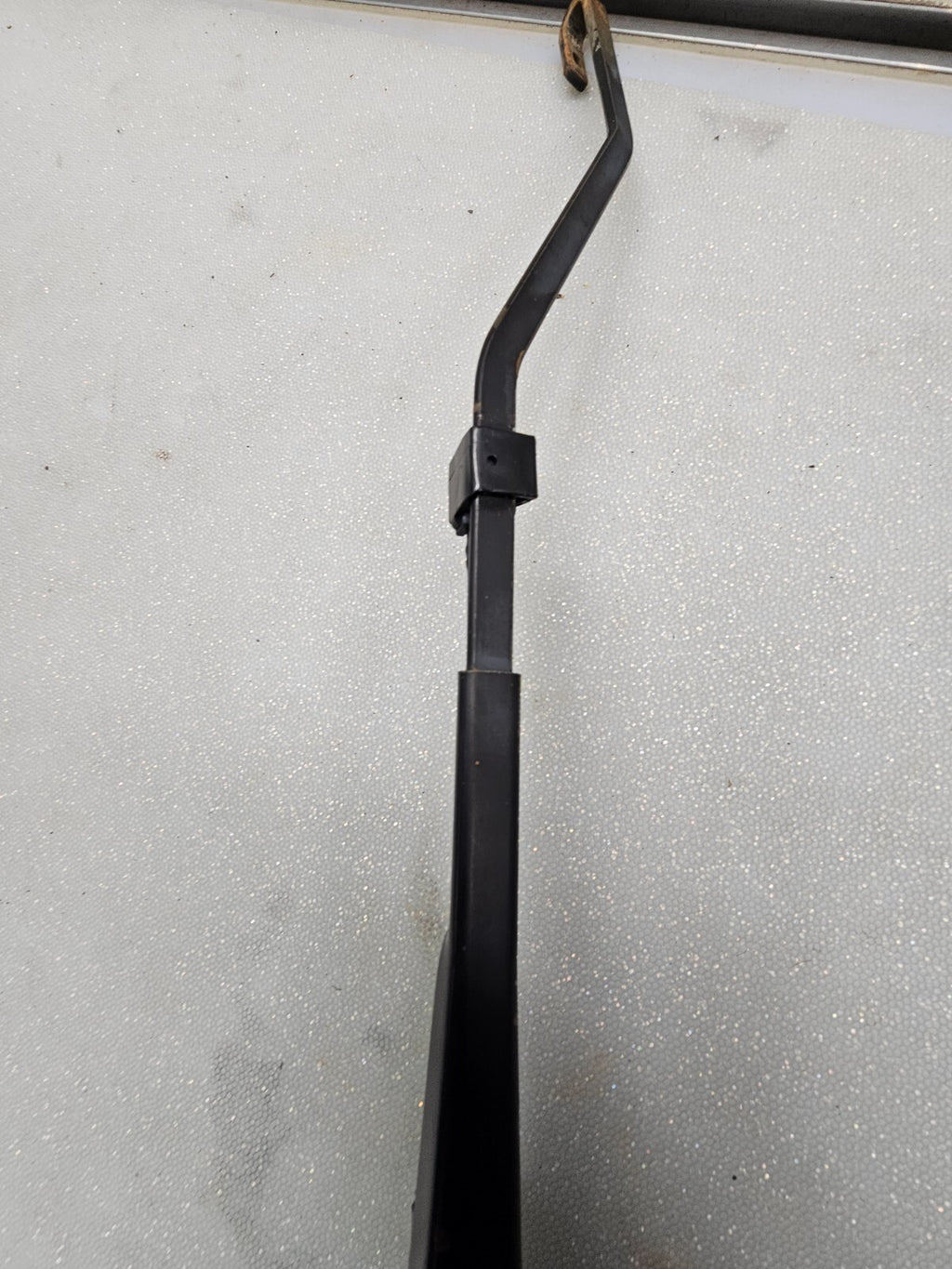 🔥2004-2008 Chevrolet Malibu Left driver Side Windshield Wiper Arm OEM
