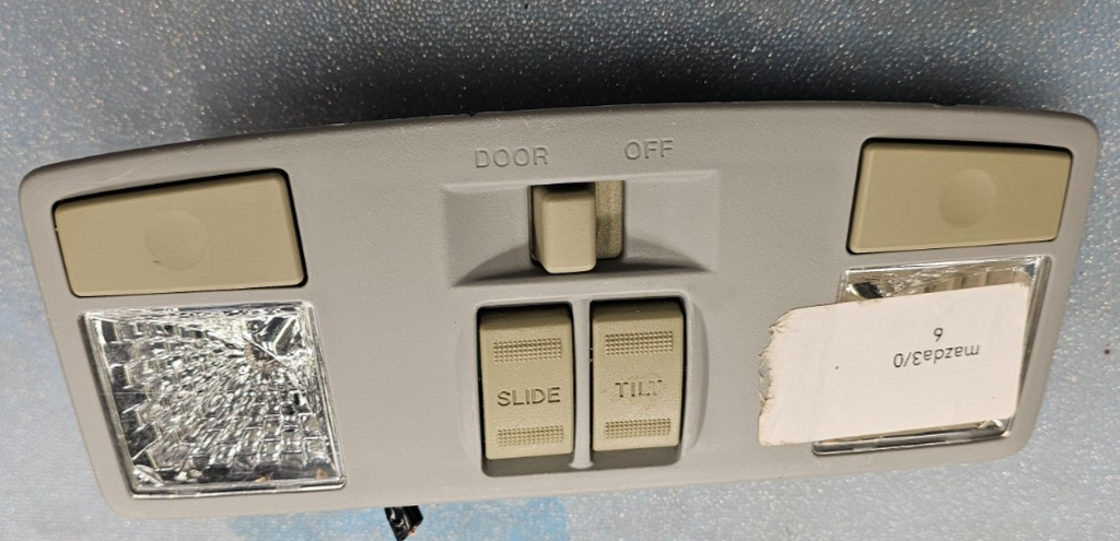 🔥03-09 MAZDA 3 6 RX8 CX-7 OVERHEAD ROOF CONSOLE DOME MAP LIGHT LAMP STORAGE TAN