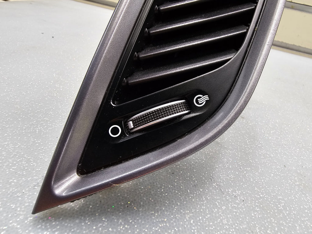🔥13-16 Hyundai Hyundai Santa Fe Heater AC Air Dash Vent PASSENGER CENTER RH