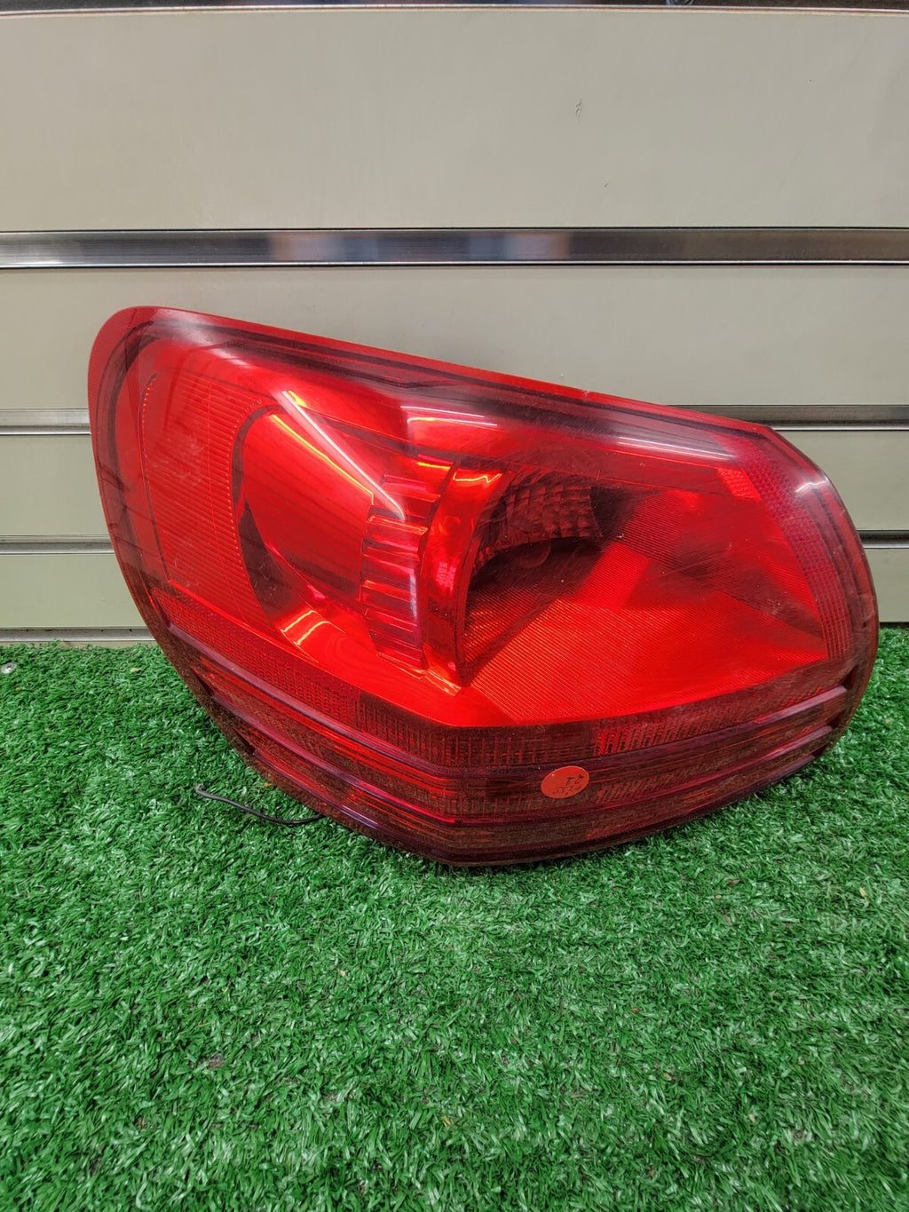 🔥2008-2013 Nissan Rogue Tail Light Lamp Left Driver Side Assembly Chrome