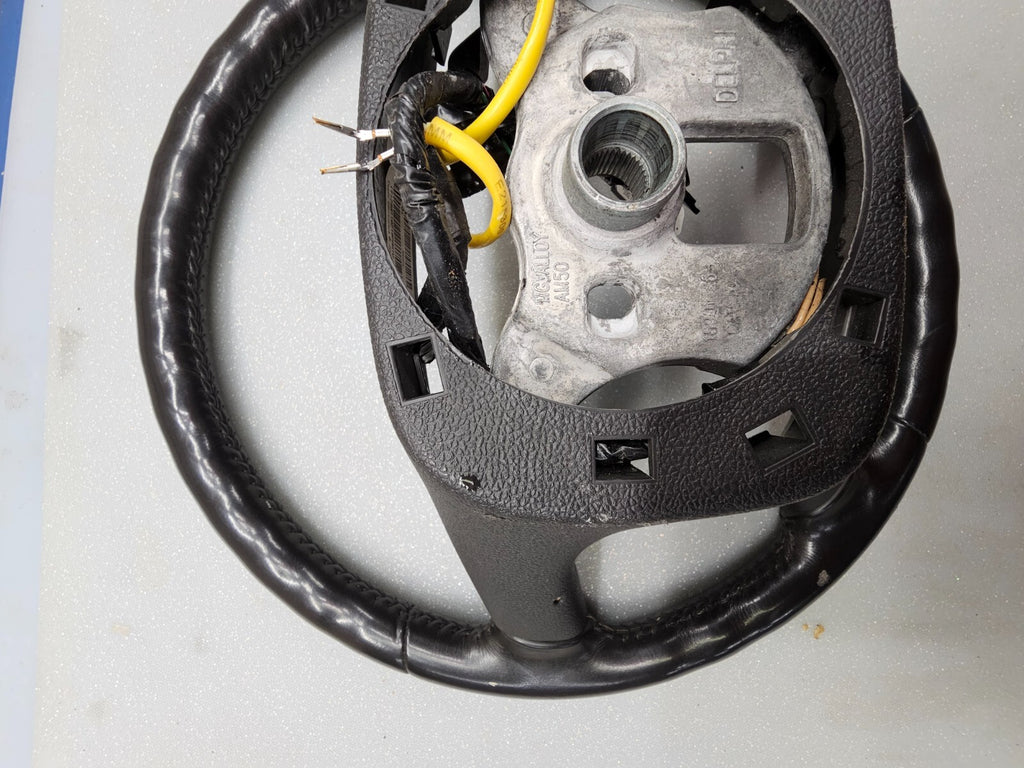 🔥2007-2014 Chevrolet Silverado Sierra Tahoe Yukon Leather Steering Wheel Black