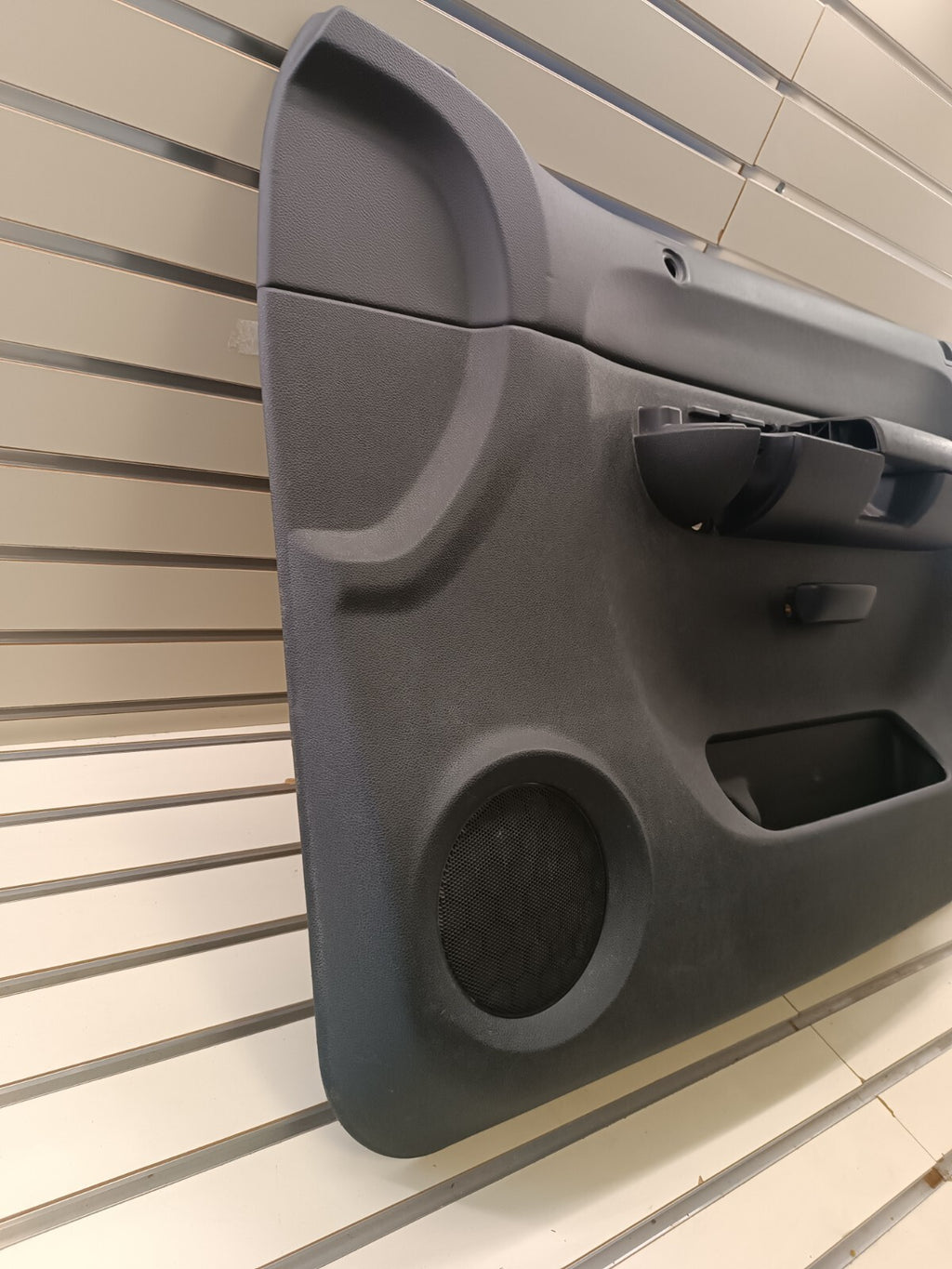 🔥07-09 Chevy Silverado Avalanche GMC Sierra Front Passenger Door Panel GRAY D19