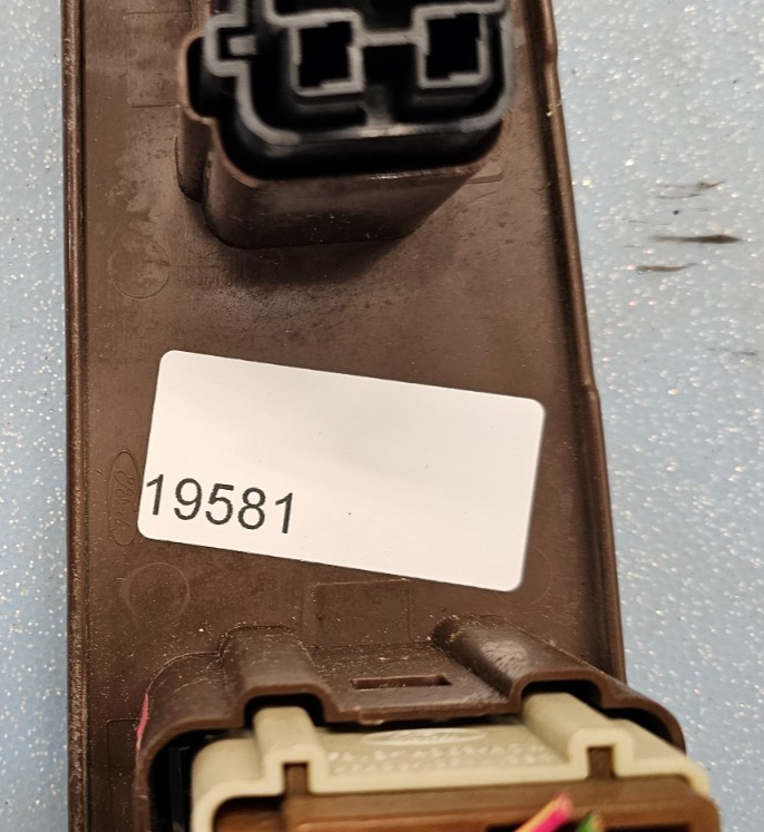 🔥98-02 Lincoln Town Car Right Passenger Window Door Lock Switch Control Wood
