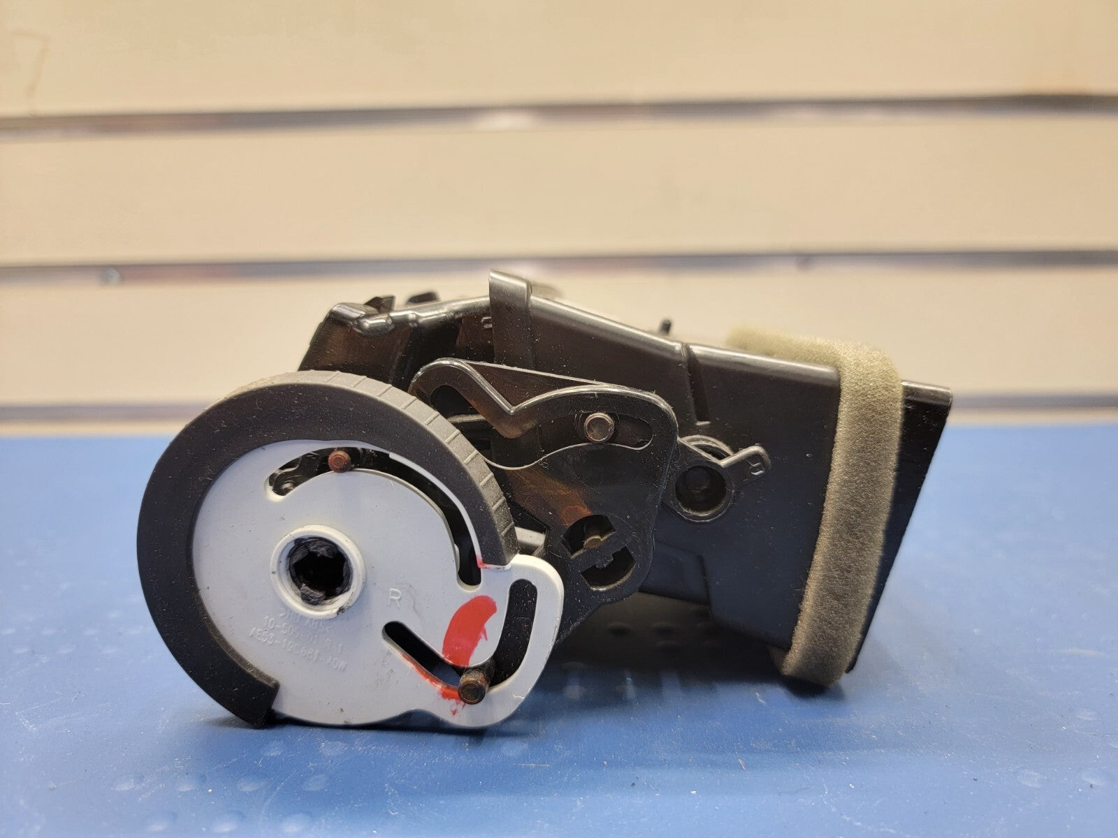 🔥2010 -2012 Ford Fusion Mercury Milan RIGHT Passenger Side Center Air Vent OEM
