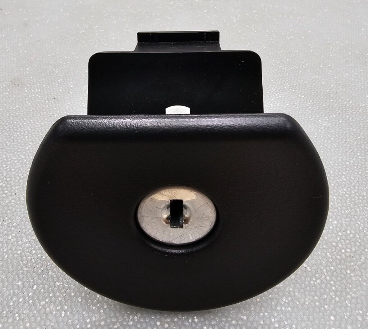 🔥04-08 PONTIAC GRAND PRIX Glove Box Latch Lock Storage Compartment Handle OEM
