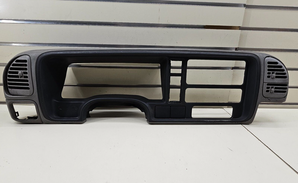 95-99 CHEVY GMC TRUCK CK Instrument Cluster Speedometer Dash Bezel Black/Gray C3